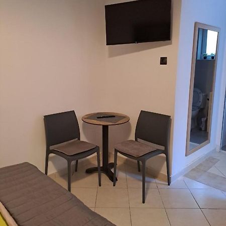 Apartamento Anafis Cozi Atenas Exterior foto