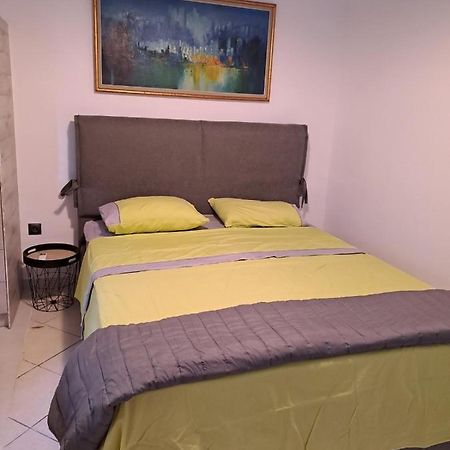 Apartamento Anafis Cozi Atenas Exterior foto